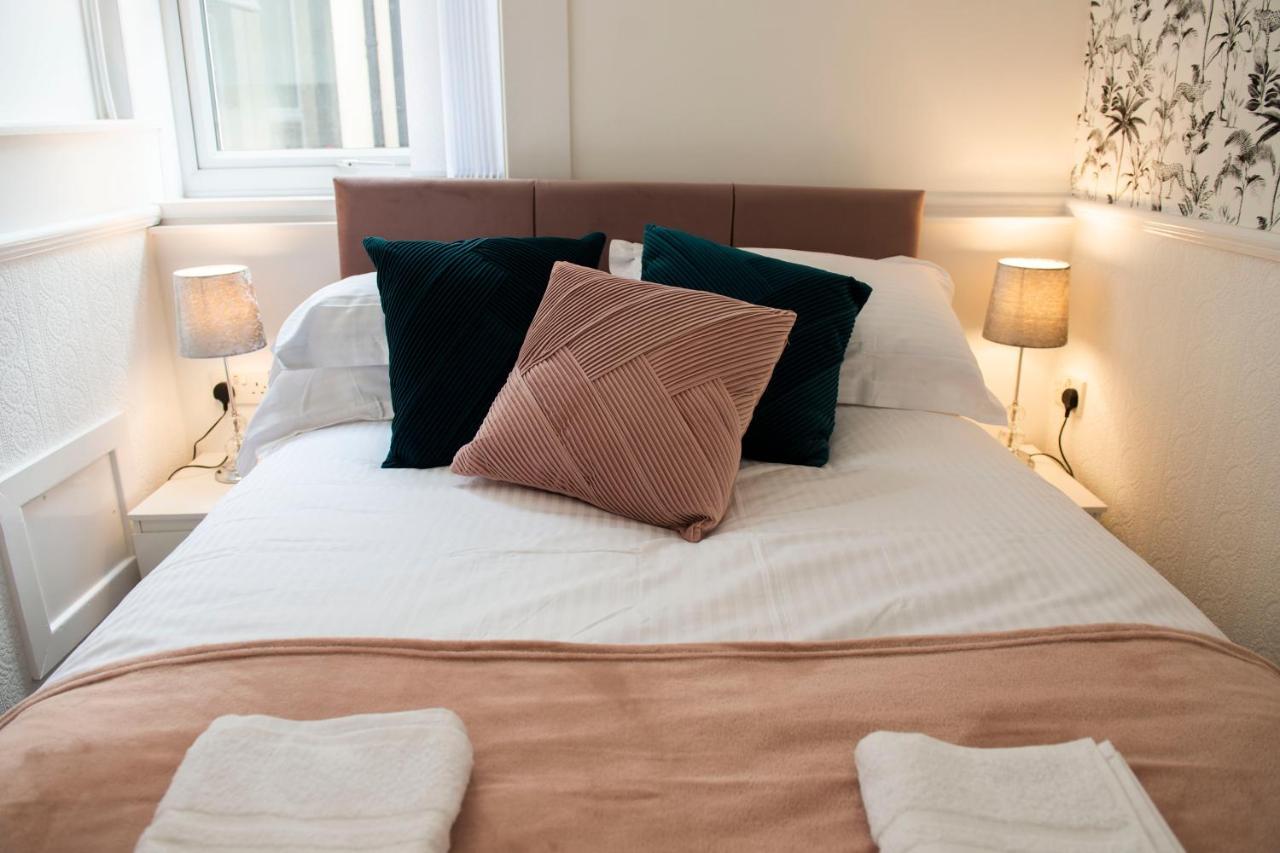 Charles Alexander Short Stay - Highcliffe Apartments 클레베리 외부 사진